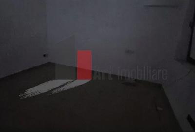 Spatiu comercial de inchiriat in zona Dacia (Stradal-Horeca) Comision 0 - 9