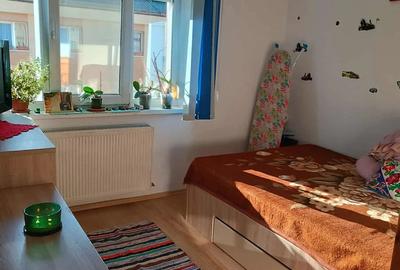 Vand apartament cu camere camere - 4