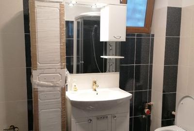 Prprietar ofer spre inchiriere apartament in vila,zona Mitari Pacii - 4