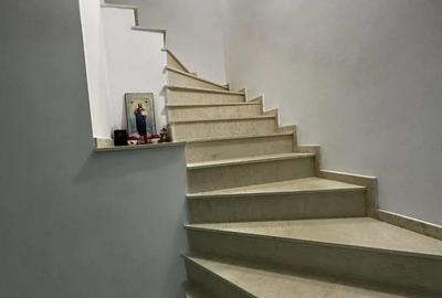 Casă cu Teren 750 Mp în Lipănești - 1