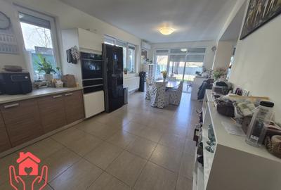 Casă individuală cu 7 camere decomandat cu Canalizare în Băneasa - 9