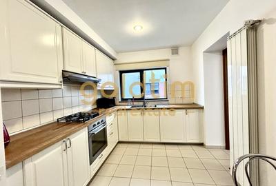 Apartament cu 4 camere decomandat în Capitale - 8
