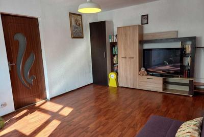 Apartament cu 2 camere semidecomandat, mobilat în Berceni - 2