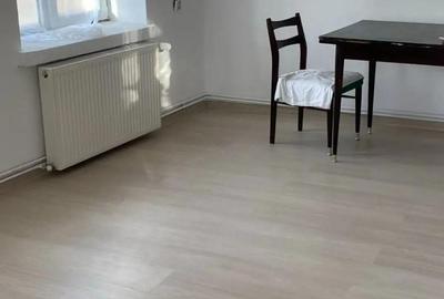 Inchiriez casa 3 camere . - 6