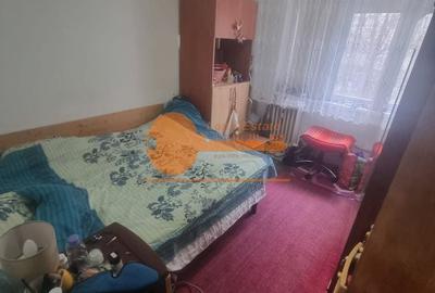 Apartament cu 3 camere decomandat în Crângași - 6