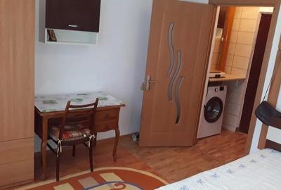 Garsoniera, etaj 2/4, zona Pacurari
