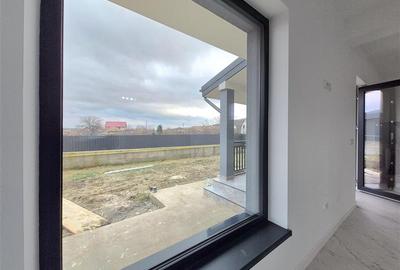 Casă individuală cu 4 camere cu Canalizare în Banu - 4