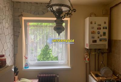 Apartament cu 2 camere semidecomandat în Cetate - 4