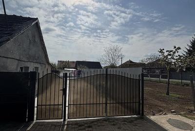 Casă cu Teren 615 Mp în Central