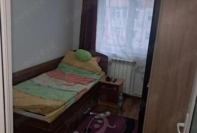 Apartament cu 3 camere semidecomandat în Big - 5