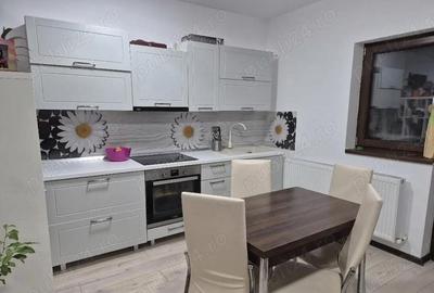 Casă cu 3 camere cu Teren 350 Mp în Central - 1