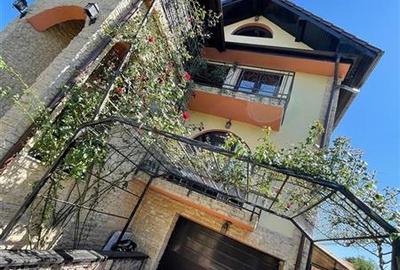 Casă individuală cu 4 camere cu Teren 209 Mp în Monumentului - 1