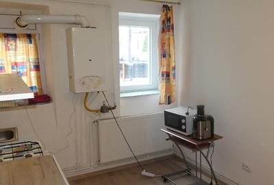 Inchiriez apartament cu o camera in Deva, zona A. Iancu, parter - 24
