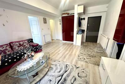 Apartament de vanzare, cu 2 camere, mobilat si utilat - zona Centrala - 2