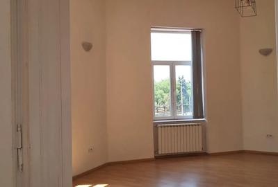 Vand apartament in casa situat ultracentral - 4