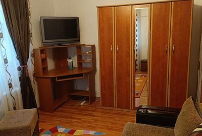 Garsonieră decomandată în Zăvoi - 3