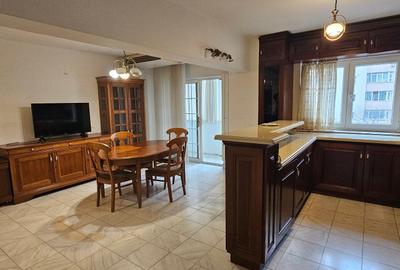 Ap cu 4 camere situat pe Calea Moșilor, aproape de intersecția cu M. Eminescu - 9