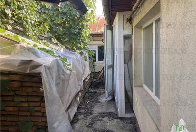 Casă individuală cu 3 camere cu Teren 200 Mp în Vest - 15