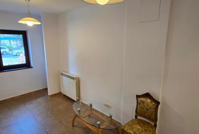 Garsoniera parter de inchiriat pretabil birouri ,Focsani, central - 6