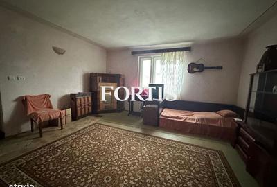 Casă cu 3 camere în Central - 2