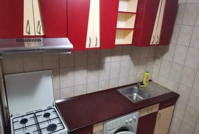 Apartament cu 2 camere decomandat, mobilat în Alexandru cel Bun