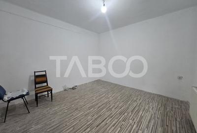 Casa individuala de vanzare 54 mpu curte 69 mp zona Central Sibiu - 3