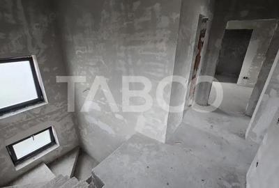 Casă cu 4 camere cu Teren 545 Mp în Central - 11