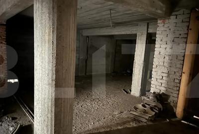 Casă cu 7 camere cu Teren 900 Mp în Dorohoi - 2