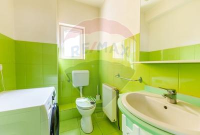 Apartament cu 3 camere de inchiriat - Zona Intim - 10