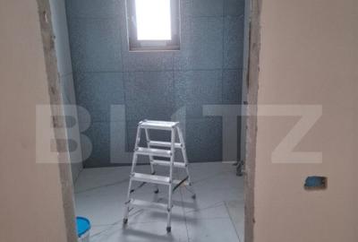 Casă cu 4 camere cu Teren 475 Mp în Plopi