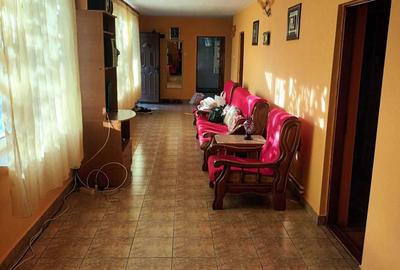 Casă cu 4 camere decomandat cu Teren 840 Mp în Hârșova - 4