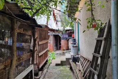 Casă cu 4 camere cu Teren 910 Mp în Neptun - 10