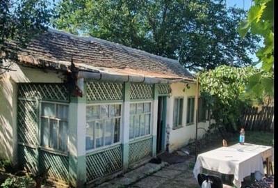 Casă individuală cu 5 camere cu Teren 7000 Mp în Verbița - 1