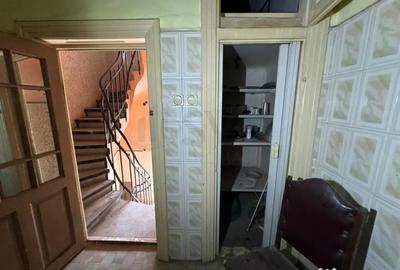 Casă cu 11 camere cu Teren 341 Mp în Dudești - 5