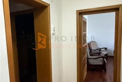 Apartament 2 camere cf 1 decomandat zona Centru - 8