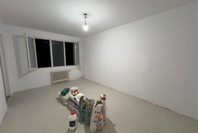 Bloc iulie 1977 - 2 camere - Titan - 1