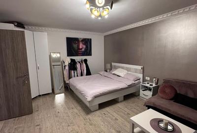 Garsonieră decomandată în Decebal - 4