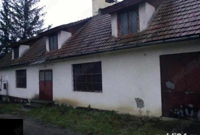 Inchiriez spatii industriale de depozitare,atelier,reparatii auto 300m