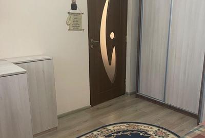 Apartament cu 3 camere decomandat în Astra - 18