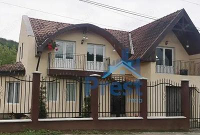 Casă cu 5 camere cu Teren 500 Mp în Unirii - 4