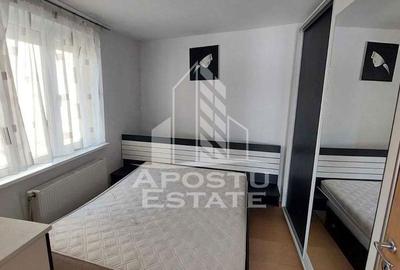 Apartament cu 3 camere semidecomandat în Șagului