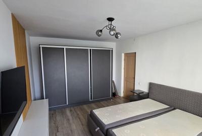 Garsoniera decomandata, renovata Astra - 2