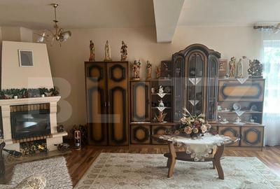 Doua case in aceea?i curte Targu Mure?, teren 1000 - 6