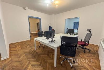 Casă individuală cu 12 camere cu Canalizare în Andrei Mureșanu - 4