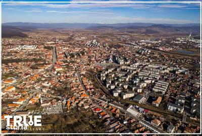 Teren de 1000 mp, în Central - 10