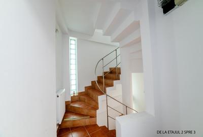 Cladire S+P+2+M centrul orasului pe Bld.Mamaia cu 3 apartamente+spatiu comercial - 40