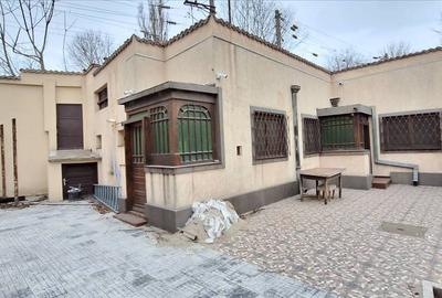 GARA CASA 3 CAMERE + DOUA CURTI RENOVATA GAZE IDEAL ACTIVITATI COMERCIALE - 1