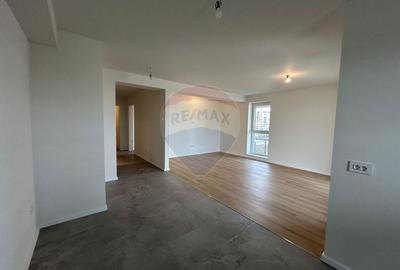 Apartament cu 3 camere decomandat în Tractorul - 2