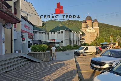 Spațiu comercial, 303 mp în Central