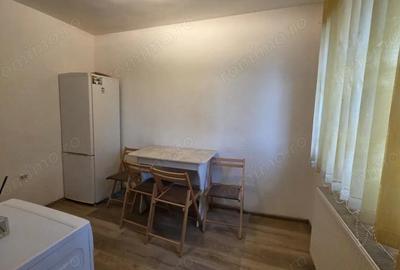 Apartament 3 camere Centru Valenii de Munte | Cartier modernizat in 2024 - 13